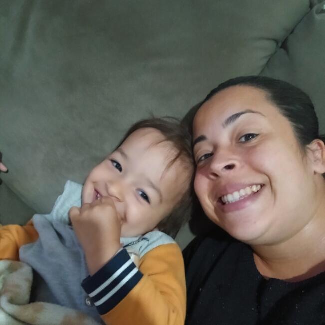 Emprego de babá em Cornélio Procópio: Isis
