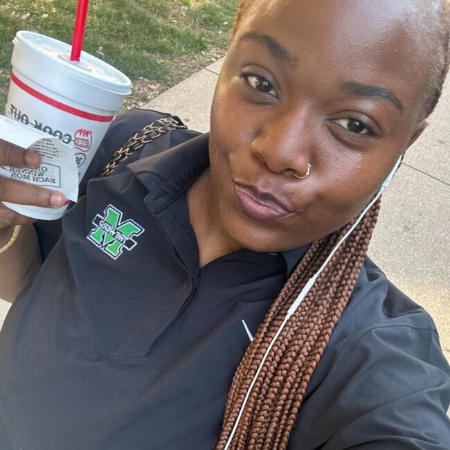 Babysitter in Silver Spring: Adrienne