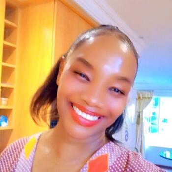Babysitter Midrand: Nomshado