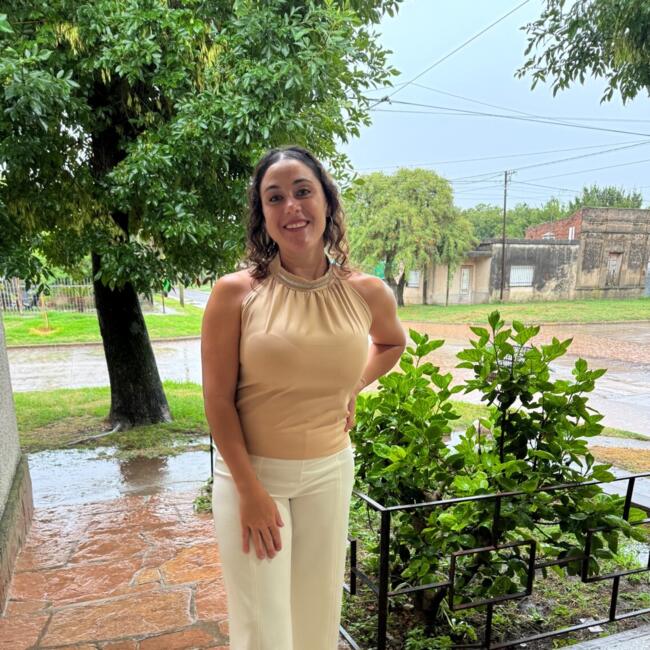 Niñera en Valencia: Oriana