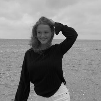 Oppas in Harderwijk: Julie