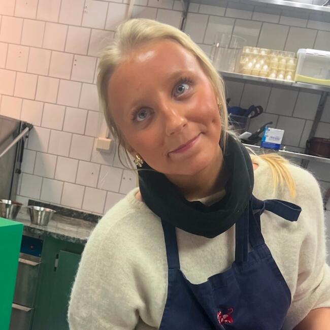 Babysitter in Täby: Ida