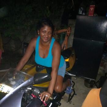 Babysitter in Kingston: Alicia walker