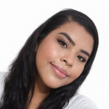 Babysitter in Burunga: Alisson