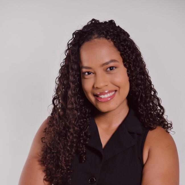 Babysitter in Maceió: Bruna