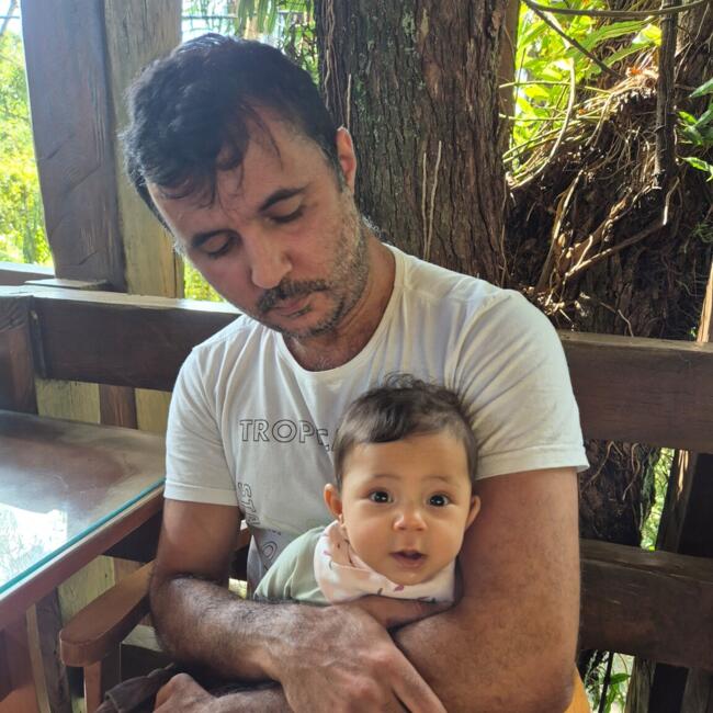 Babysitting job in Nova Lima: Bruno