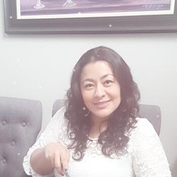 Babysitter in Moreno Valley: Maria