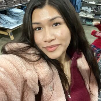Babysitter in Fairview (Oregon): Soledad