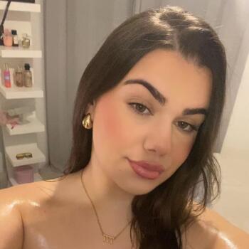 Babysitter in Lisbon: Luana