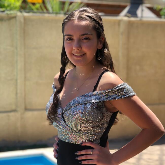 Babysitter in Peñalolén: Almendra