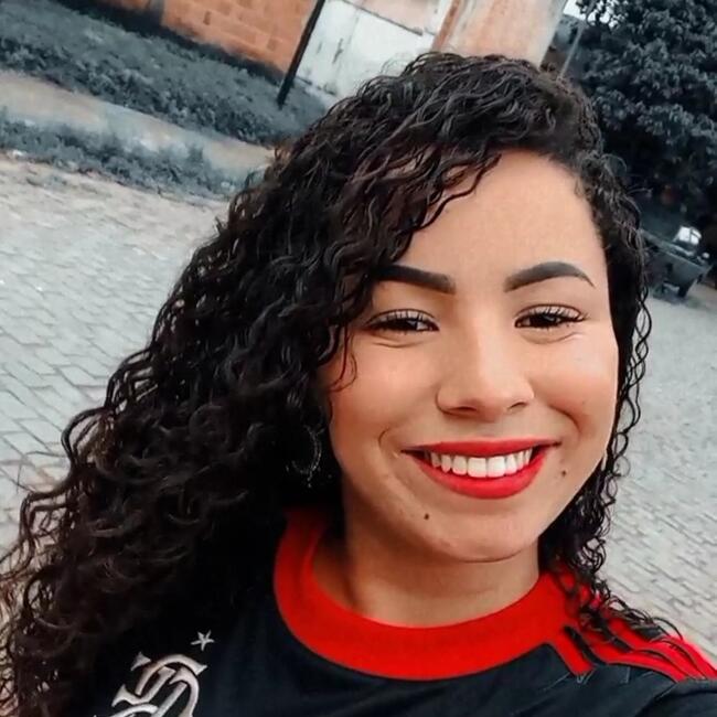 Babá em Campos dos Goytacazes: Brenda