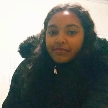 Babysitter Curitiba: Julyana