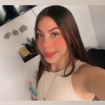 Babysitter στην περιοχή Μπέγιο: Maria paulina