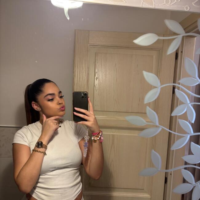 Babysitter in Champigny-sur-Marne: Kaena