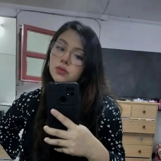 Babysitter in Santiago: Juriko Dayan
