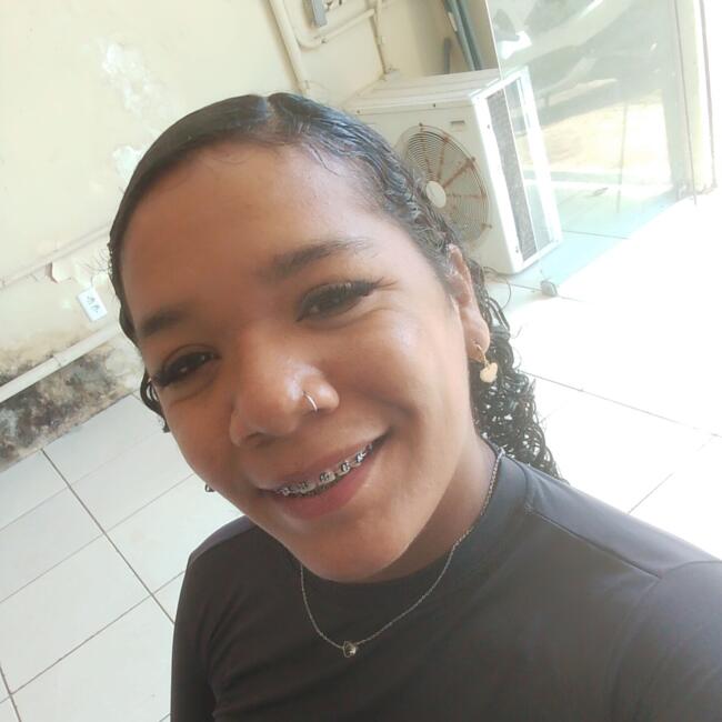 Babysitter in Paço do Lumiar: Andreia