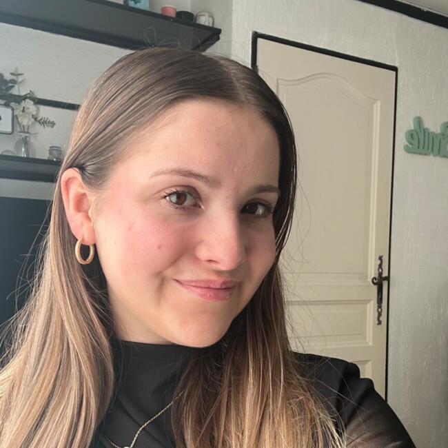 Babysitter in Marignane: Chloé
