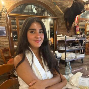 Babysitter in Barendrecht: Amina