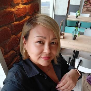 Oppas Roosendaal: Caroline