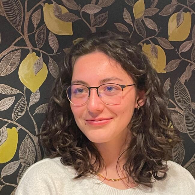 Babysitter in Pont-du-Château: Jeanne