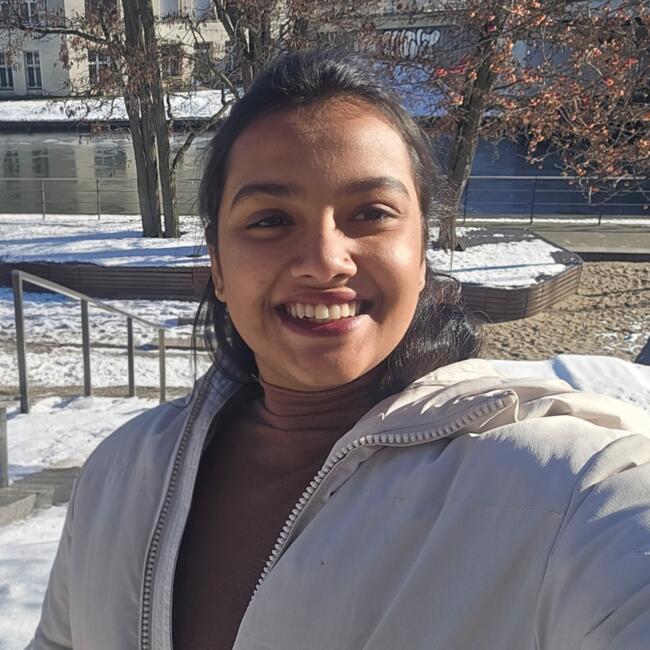 Babysitter in Berlin: Dhruvi Thampi