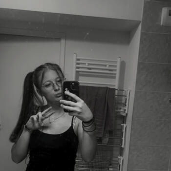 Babysitter in Vitrolles: Tifany