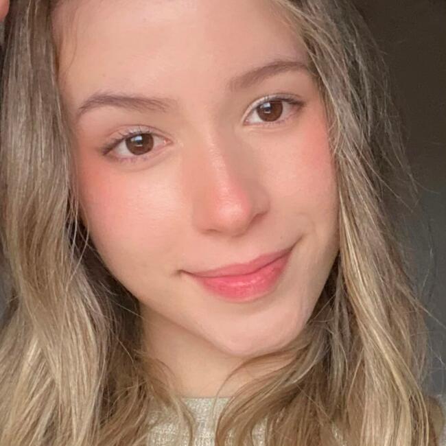 Babysitter in Montevideo: Valentina