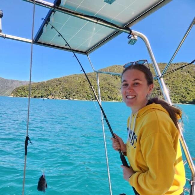 Babysitter in Nelson: Aimee