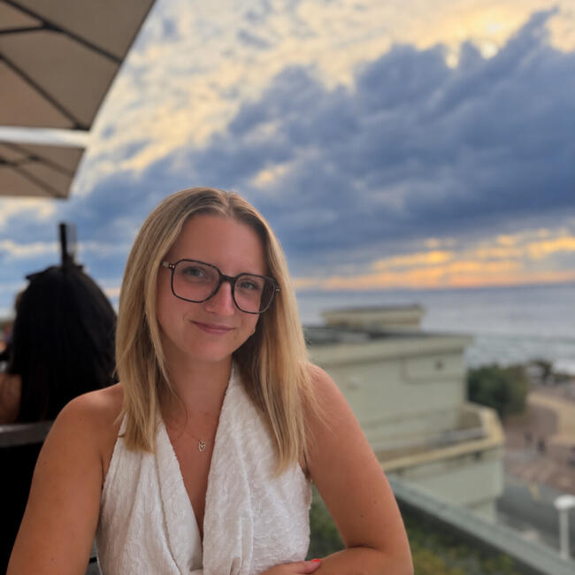 Baby-sitter à Mougins: Chloé