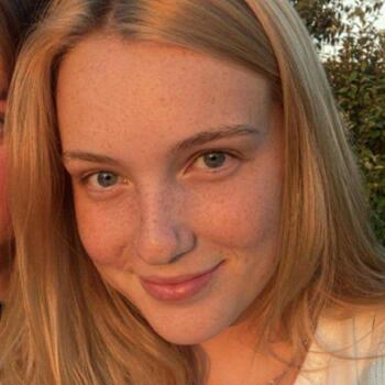 Baby-sitter in Nice: Léa