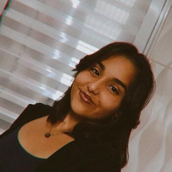 Babysitter in Campinas: Sara