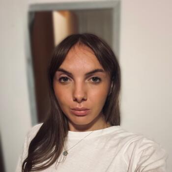 Babysitter in Altivole: Laura