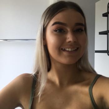 Babysitter Port Macquarie: Madi