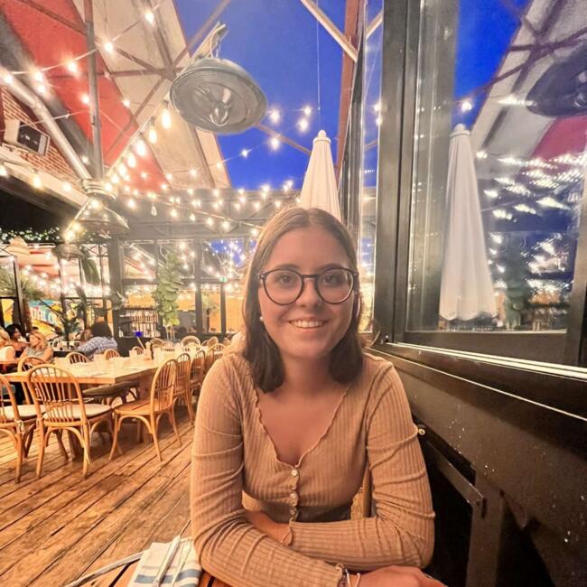 Babysitter in Vanves: Valentine