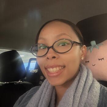 Babysitter in Auckland: Claudia