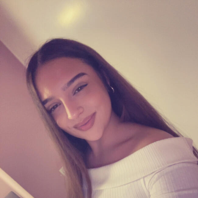 Babysitter in Schonungen: Melina