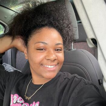 Babysitter in Detroit: Kaleemah