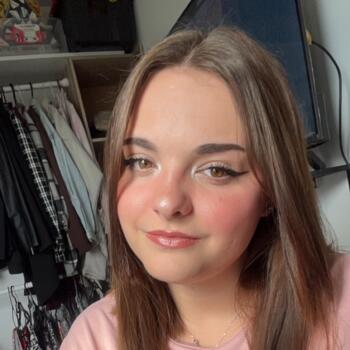 Babysitter in Castelsarrasin: Kimberley