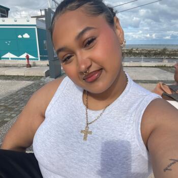 Babysitter in Rio de Mouro: Zhara