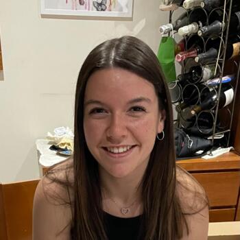 Babysitter in Mollet del Vallès: Laura