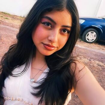 Babysitter in Tijuana: Abril Hernández Ramuco