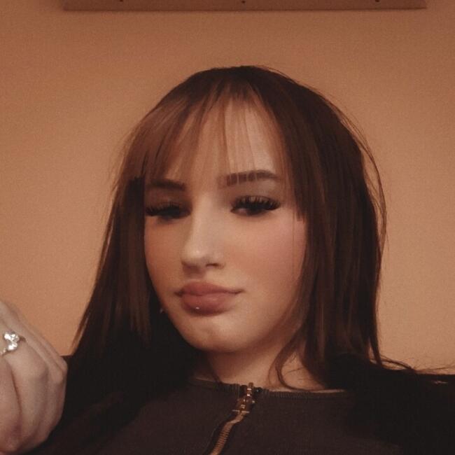 Babysitter in Hull: Masiy