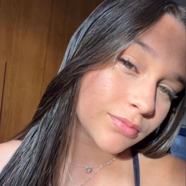 Babysitter in Vila Velha: Julia