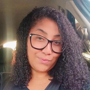 Babá em Mogi das Cruzes: Mikaelly