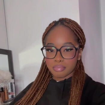 Babysitter Baulne: Kezhya