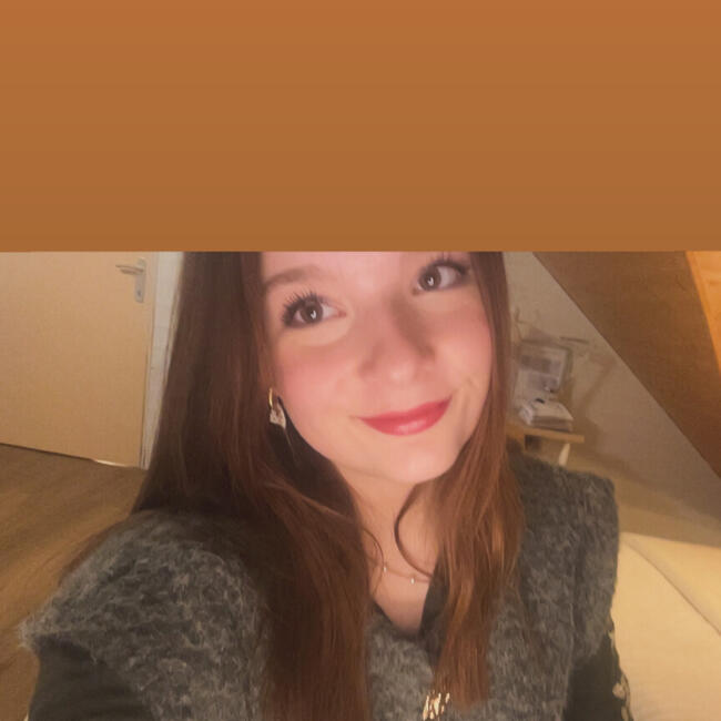 Babysitter in Virton: Fleur