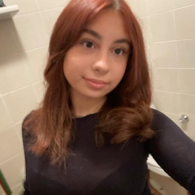 Babysitter in Vimodrone: Nicole