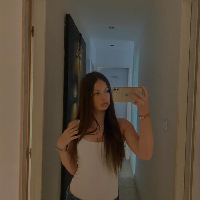Babysitter in Lodève: Ana
