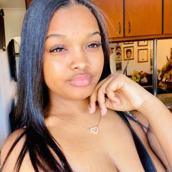 Babysitter in Berea: Tiara