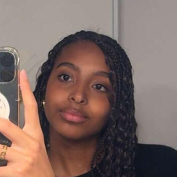 Babysitter Montrevel-en-Bresse: Lola